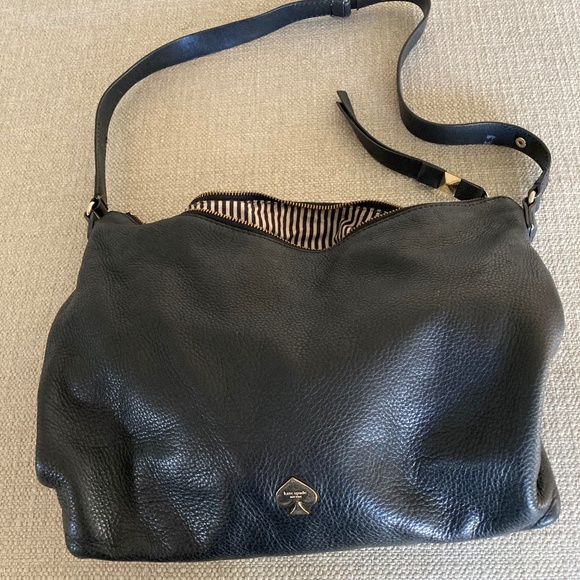 Purse - Picture 1 of 1